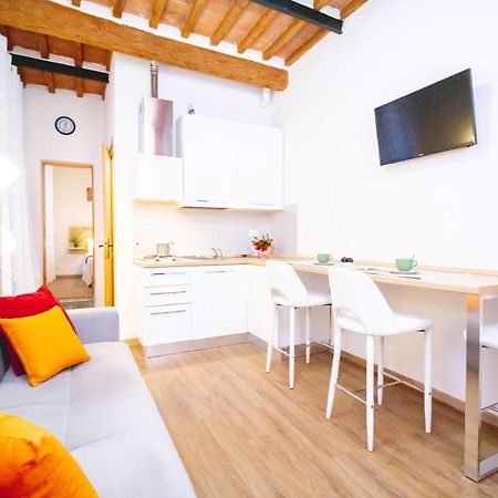 Pisa Tower Apartment Экстерьер фото